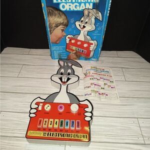 Warner Bros Bugs Bunny Looney Tunes Electric Organ Vintage Illco Toys 1980
